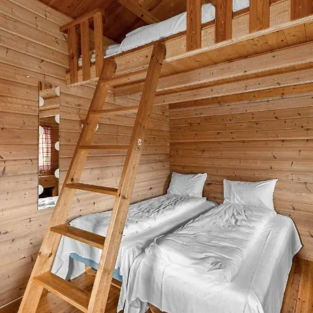 Ulvik Camping * أولفيك