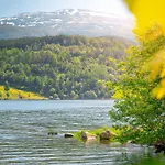 Ulvik Camping مكان تخييم
